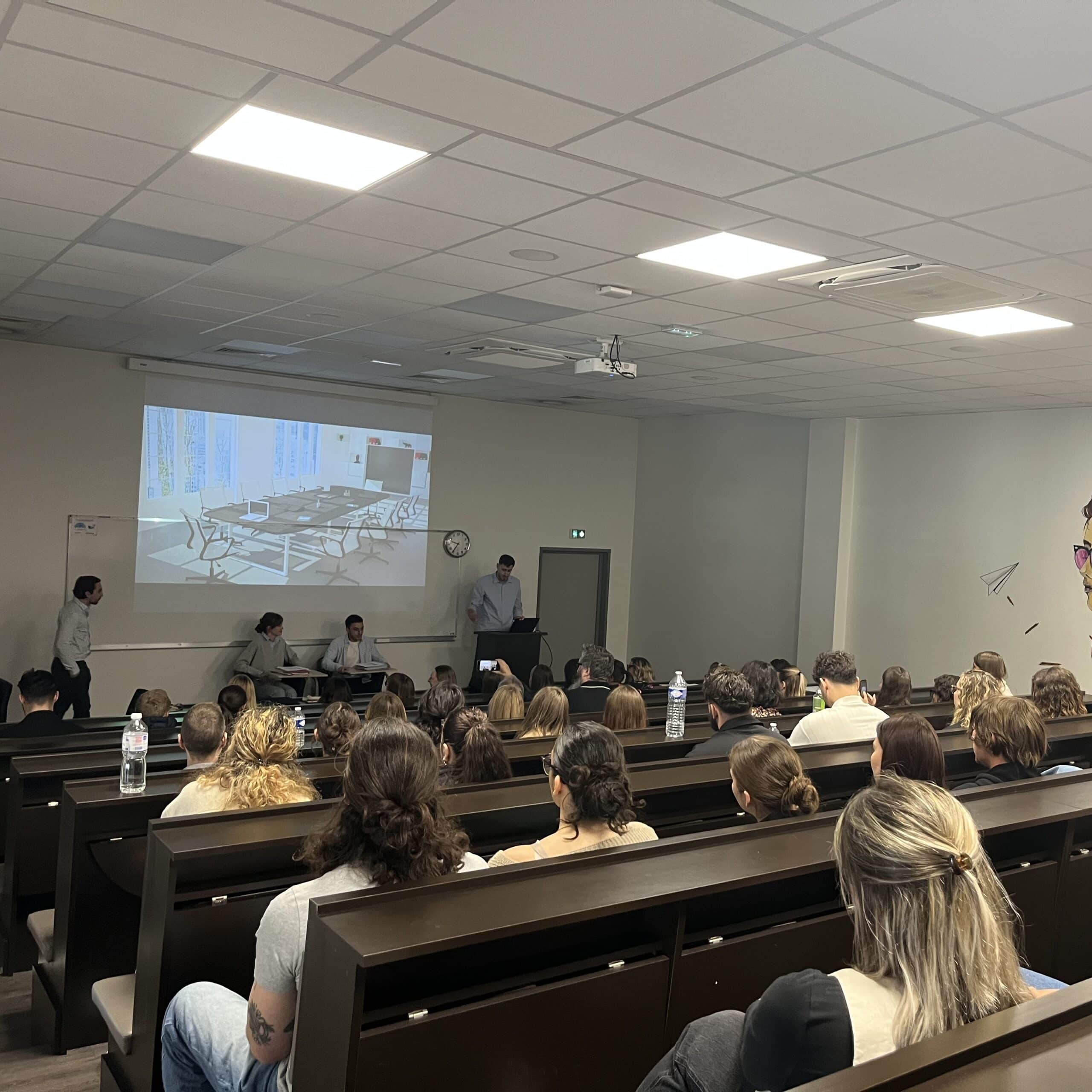 Quand le théâtre s’invite en droit social : les Mastères RH brillent sur scène !